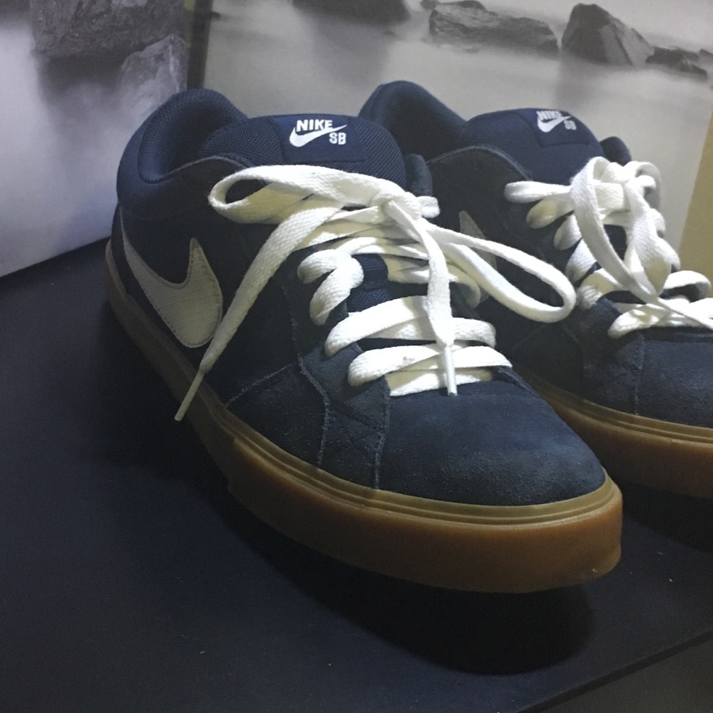 🛑SOLD🛑Nike SB Dunk Low